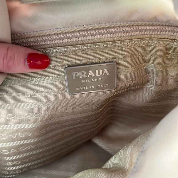 VINTAGE ECRU PRADA BAG - Picture 2 of 7